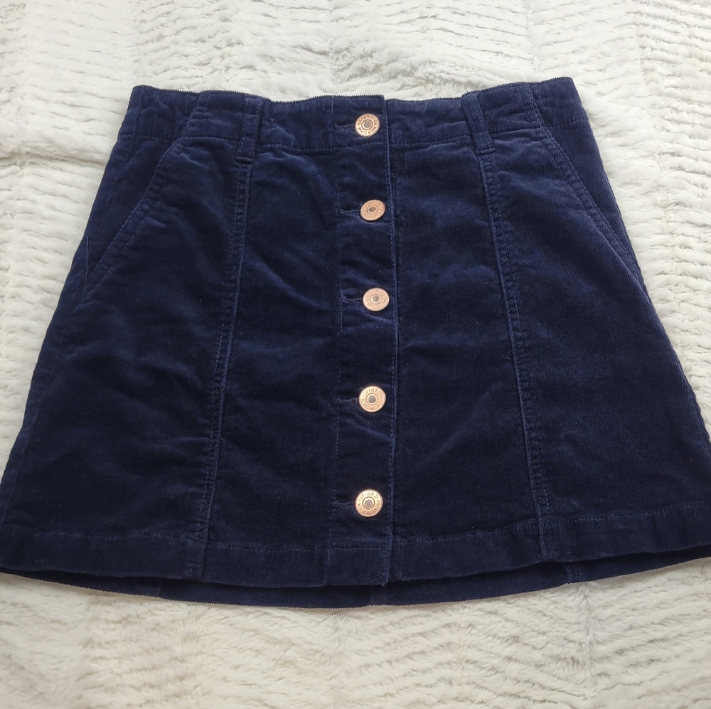 F21 Navy corduroy button up skirt
